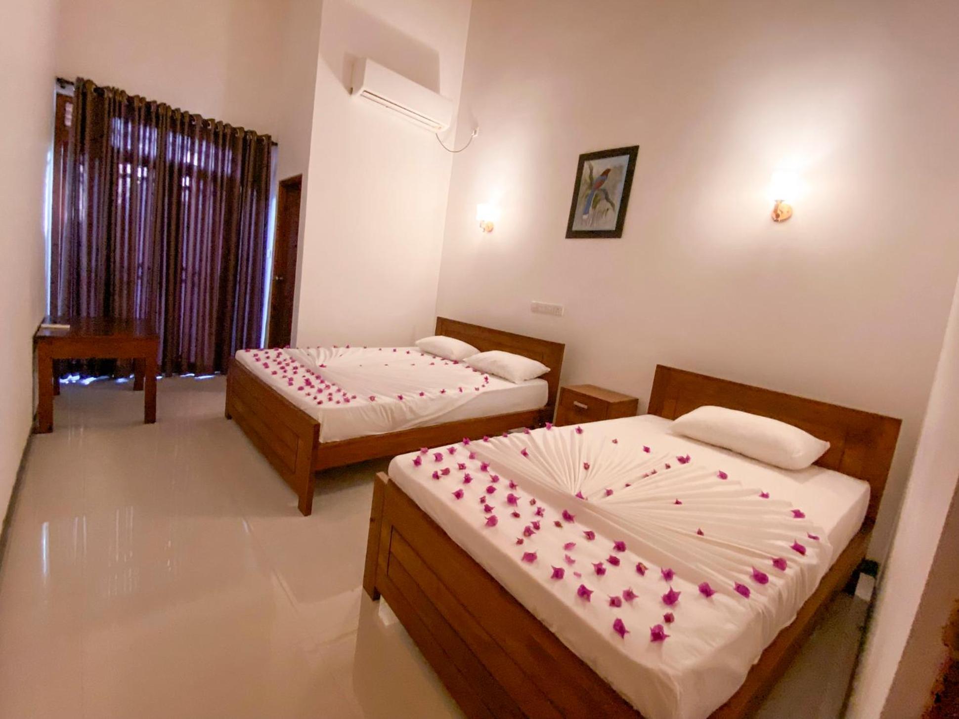 Yala Safari Green Home Stay Tissamaharama Esterno foto