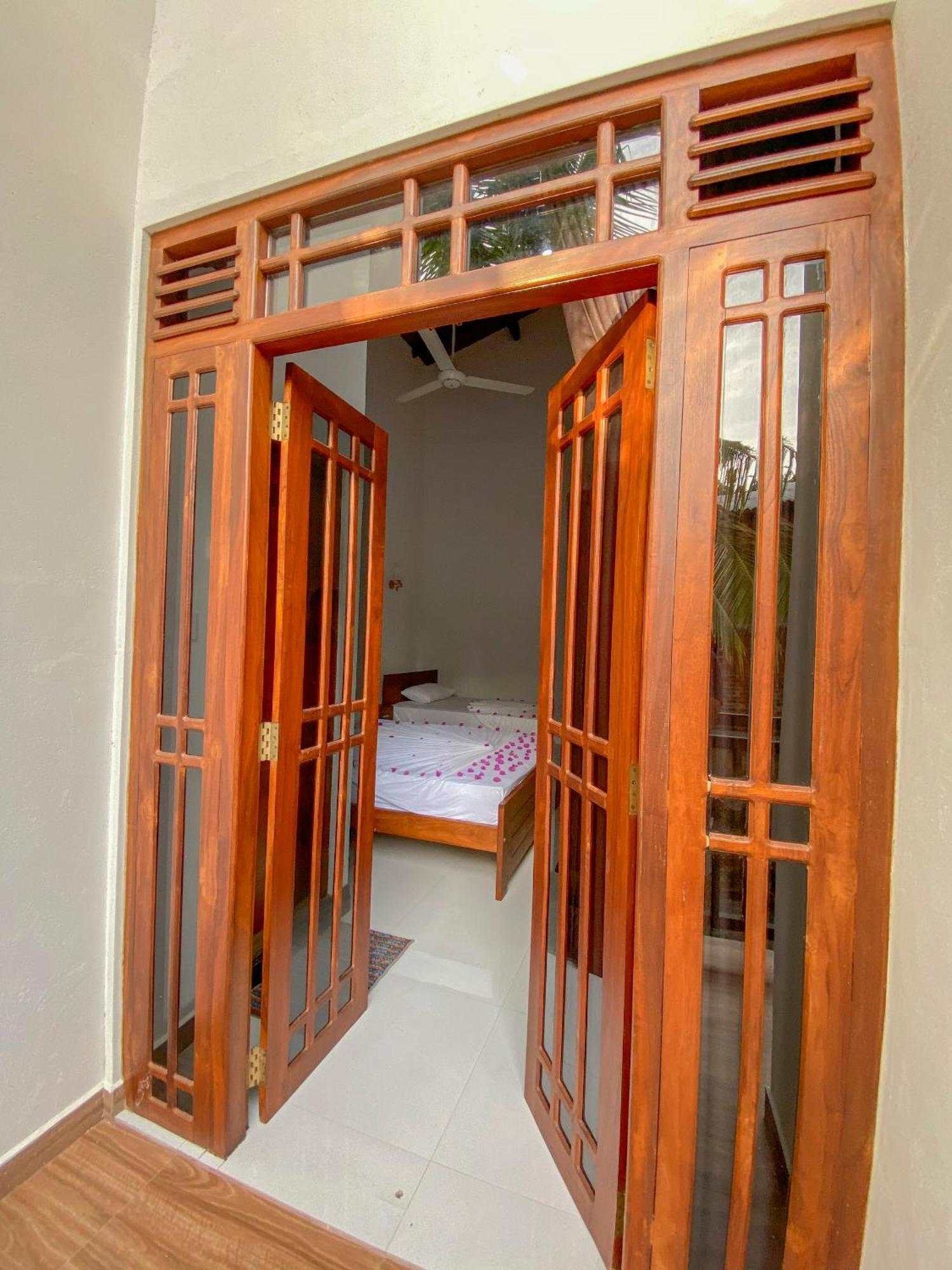 Yala Safari Green Home Stay Tissamaharama Esterno foto