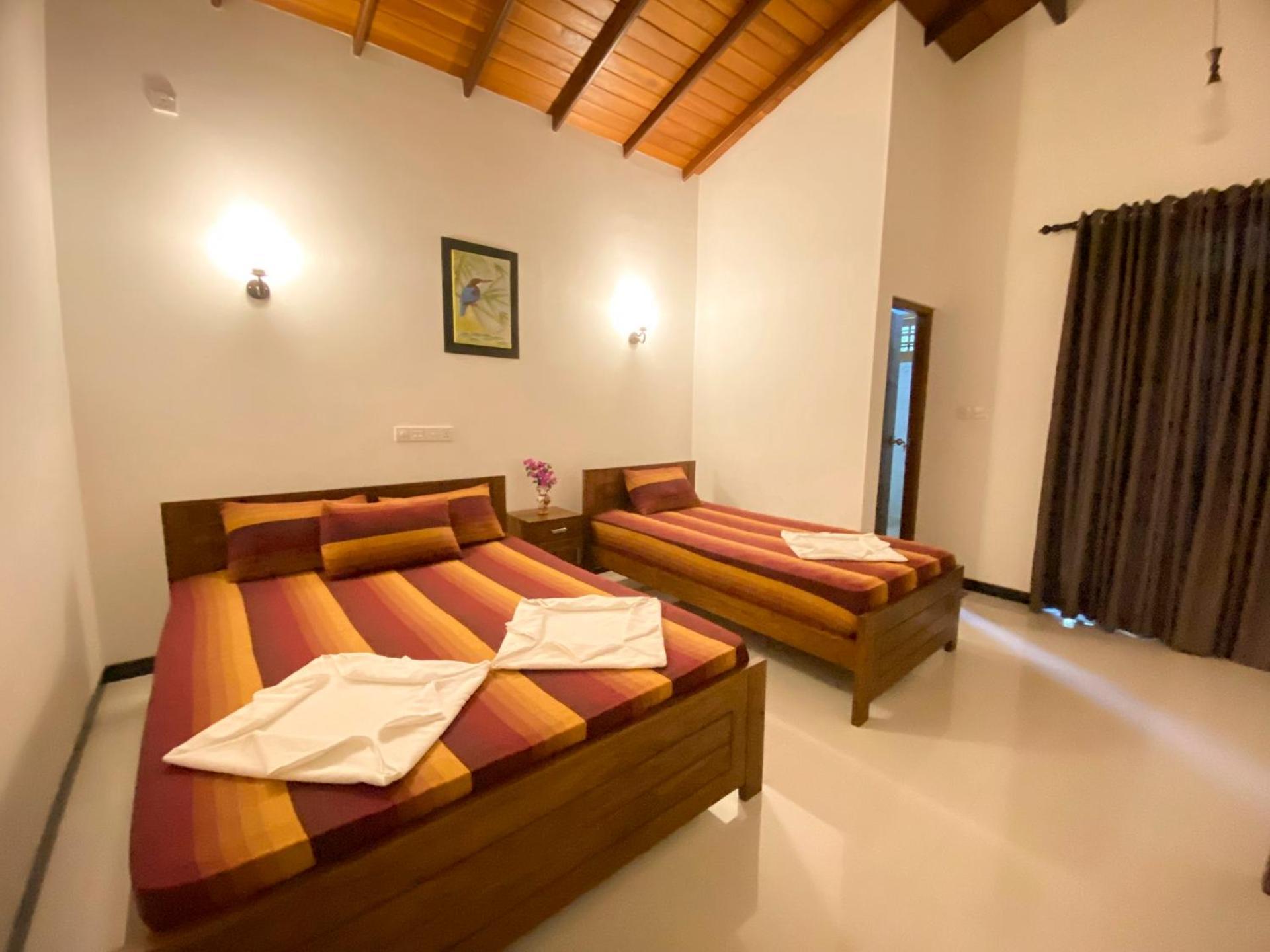 Yala Safari Green Home Stay Tissamaharama Esterno foto